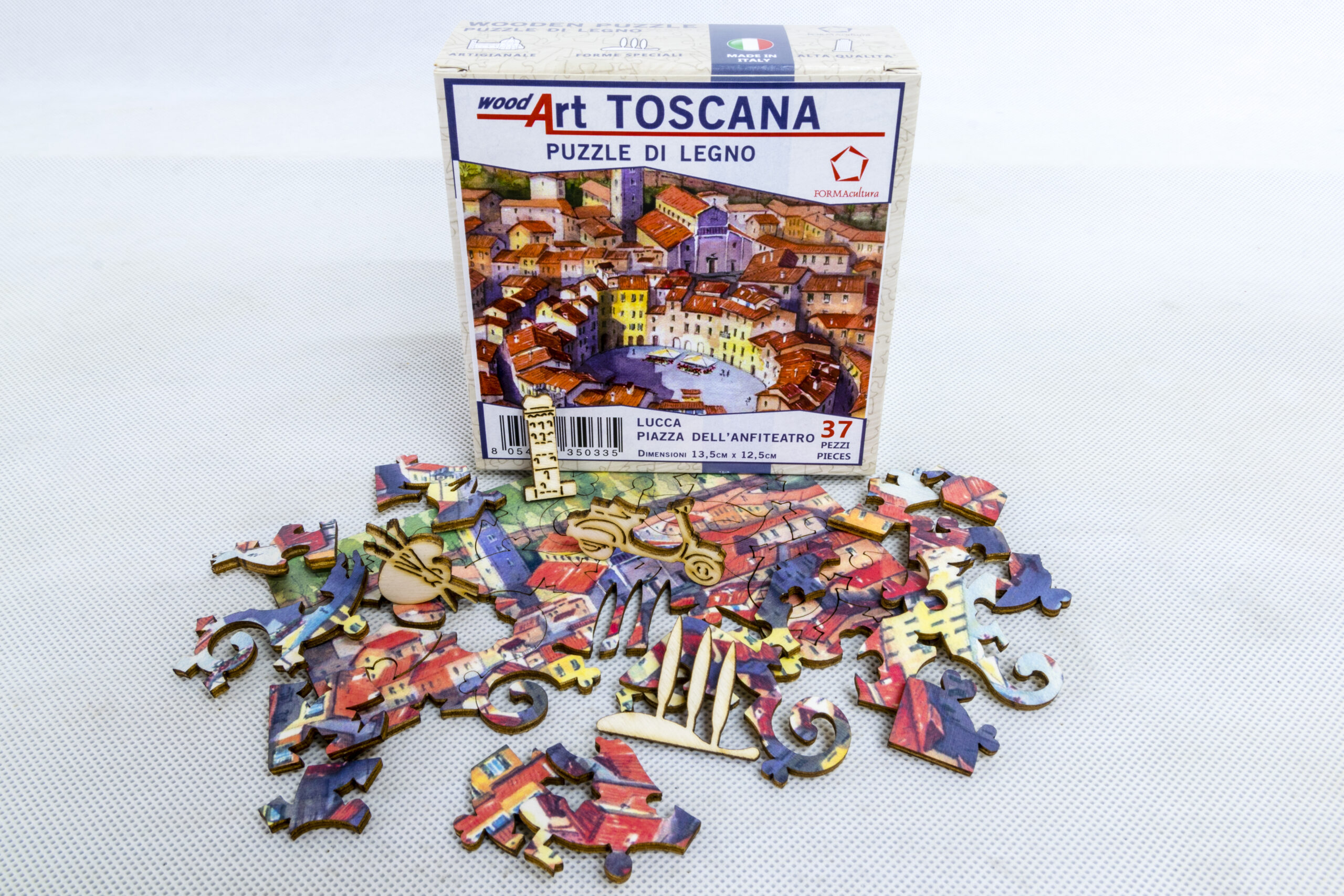 Toscana-Lucca-Piazza-Anfiteatro-puzzle-di-legno